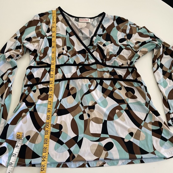 Maternity Faux Wrap v-neck long sleeve top tie back waist- Large - Picture 7 of 8